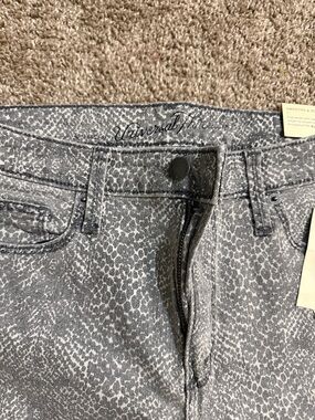 Universal Thread Women's Gray Leopard-Print Skinny Jeans